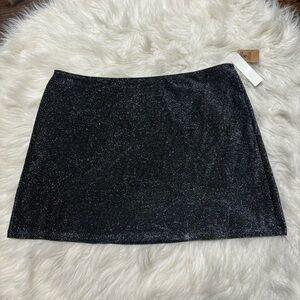 Victoria’s Secret PINK silver iridescent sparkly mini skirt size Women’s XL NWT